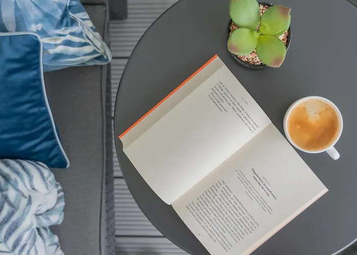 アパート Sapphire Rogowo Pearl ムジェジノ