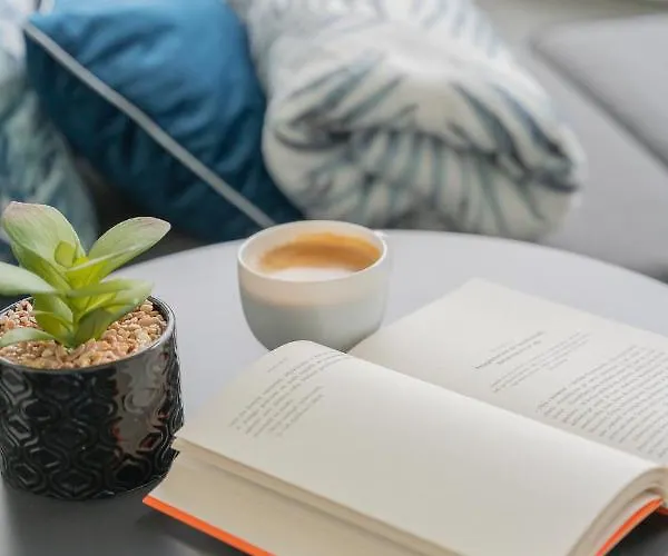 Sapphire Rogowo Pearl ムジェジノ